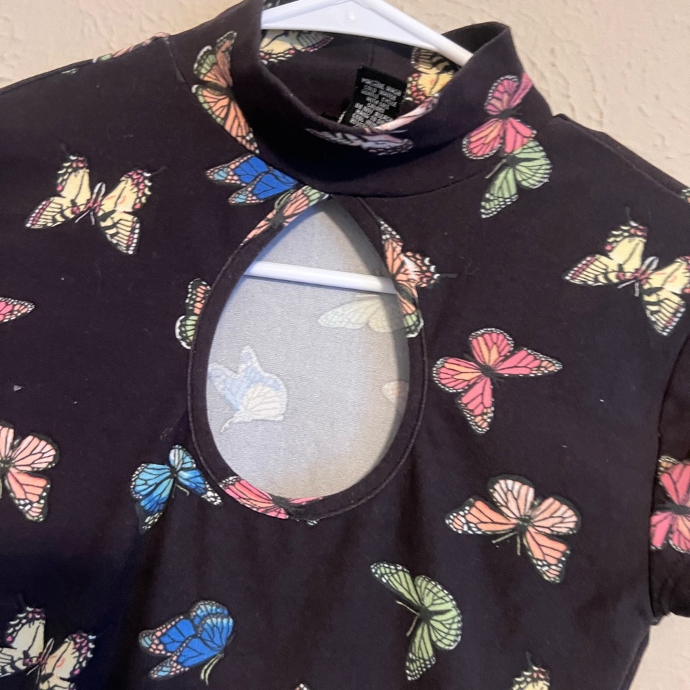Rue 21 | Butterfly Print Black Top 🦋✨ - Picture 3 of 6